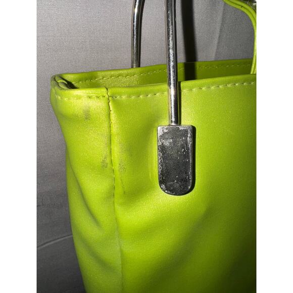 LA RUE Lime Green Purse with Metal Handles - Picture 7 of 7